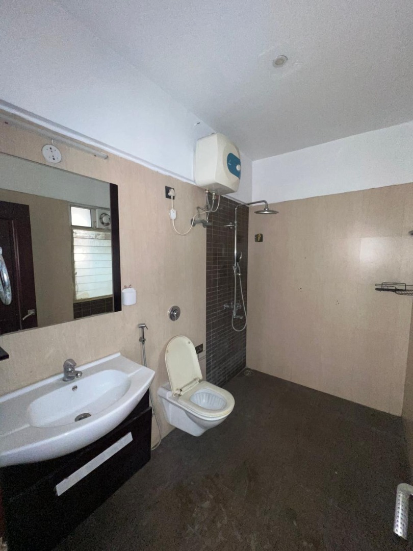 Semi Furnished 3bhk in Tarun Nagar, Guwahati, Assam, India for Rent